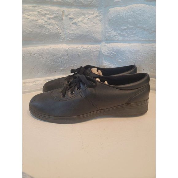 Grasshoppers Women's Ashland Smooth Sneaker size 10 - Picture 2 of 9